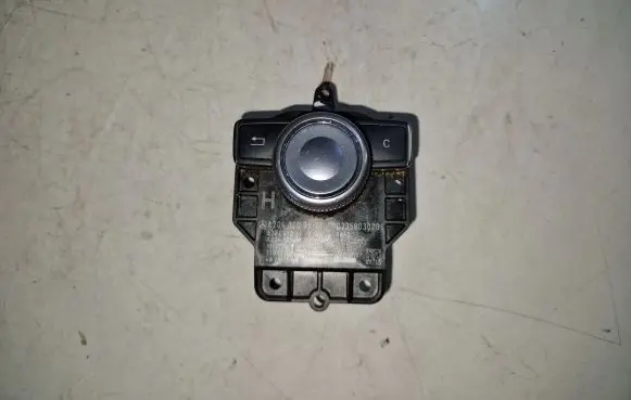 Mercedes-Benz C W204 Multifunctional control switch/knob A2048700579