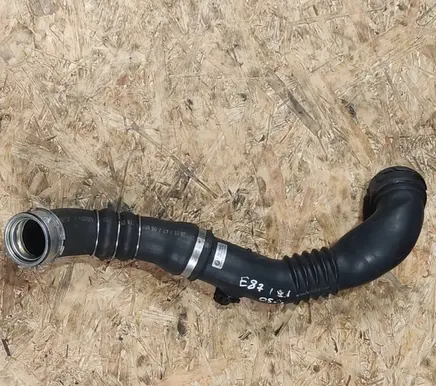 Intercooler hose/pipe