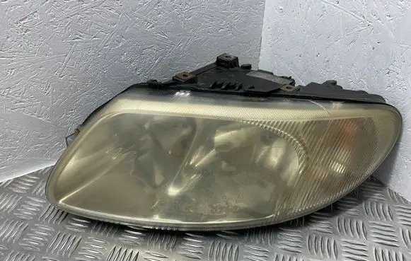 Chrysler Grand Voyager IV Headlight/headlamp 04857711ABD 5875100000