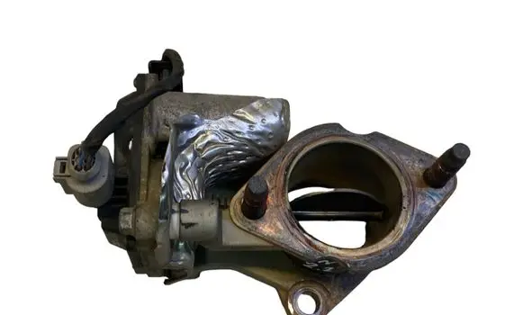 Hyundai Santa Fe Throttle valve 284622F700 12K300035 12K3070035