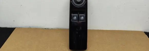 Renault Clio IV Electric window control switch 809612367R 1192439X 46239M
