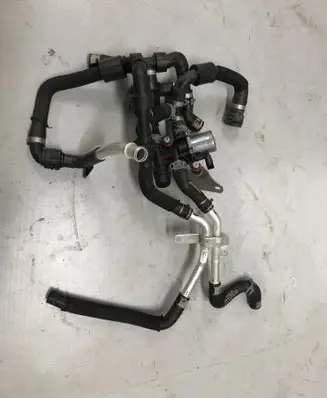Audi Q7 4M Coolant heater control valve 4M0619377N 4M0820035D