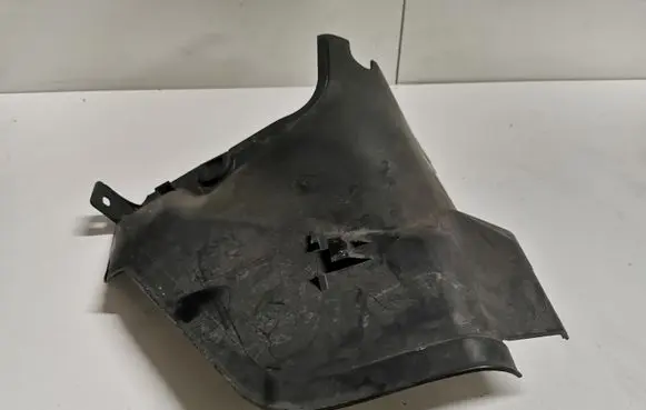 BMW X3 E83 Other engine bay part 7048633