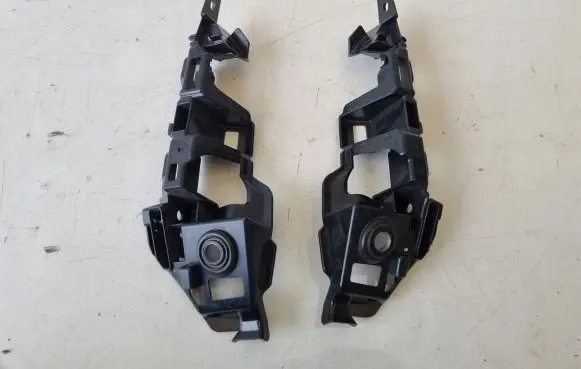 Volkswagen Golf VII Front bumper mounting bracket 5G0807183A