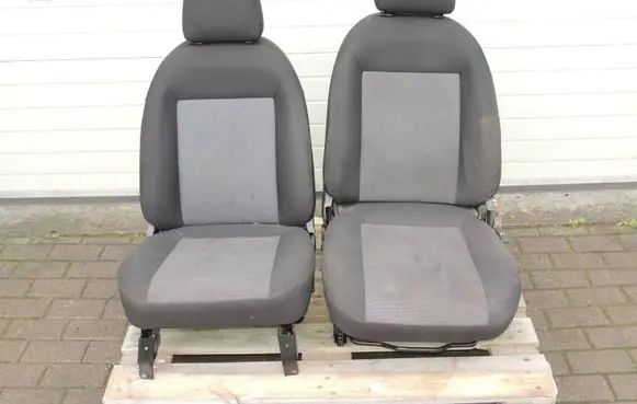 Seat set