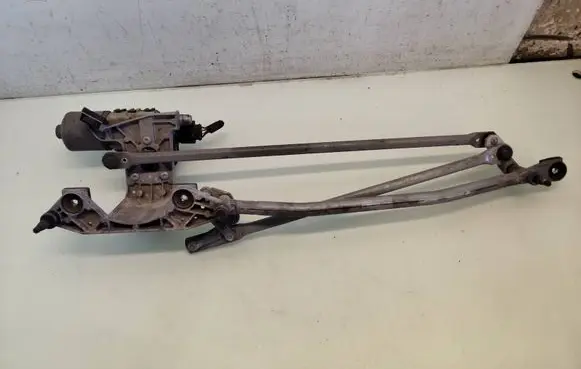 Ford Focus C-MAX Front wiper linkage and motor 3M5117K484AC 3M5117508AA 0390241724