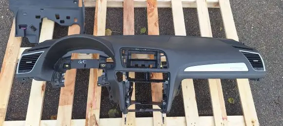 Audi Q5 SQ5 Dashboard 8R1857735C
