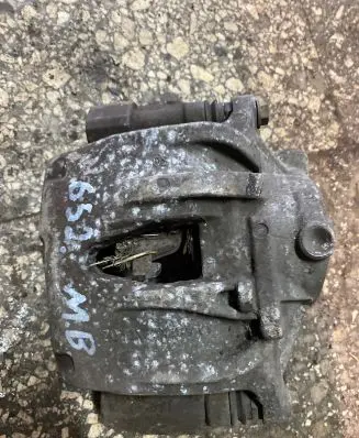 Mercedes-Benz E W211 Front brake caliper