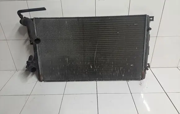 Seat Altea Coolant radiator 872272S 1K0121253AA