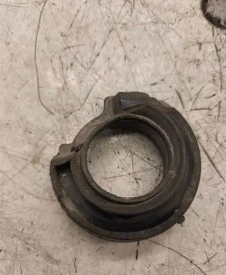 BMW 4 G22 G23 G24 G26 Rear coil spring rubber mount 6888020