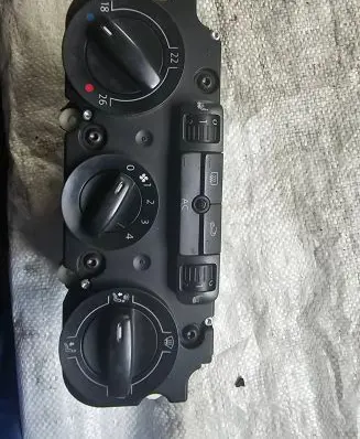 Volkswagen Tiguan Climate control unit 5M2820045A 5HB00932727 984312L