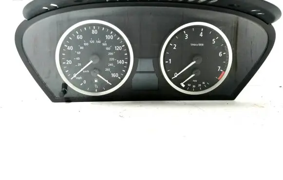 BMW 5 E60 E61 Speedometer (instrument cluster) 62116983150