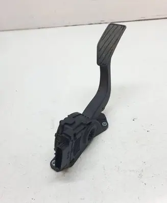 Suzuki Grand Vitara II Accelerator throttle pedal I590065J01 04102005 6PV00907400