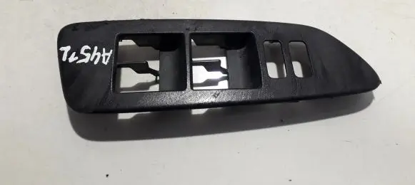 Toyota Auris 150 Front door window switch trim 7423112770 74231-12770