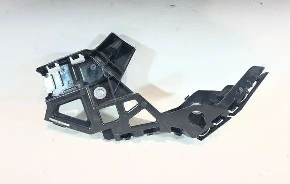 Volkswagen Golf VIII Front bumper mounting bracket 5H0807050