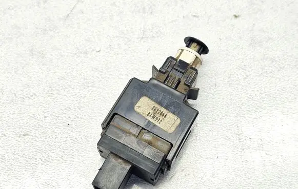 Volvo V70 Brake pedal sensor switch 8622064