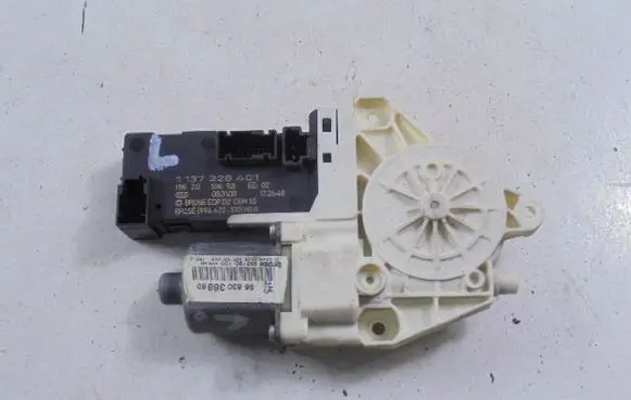 Peugeot 407 Front door window regulator motor 9663036680