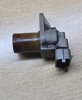 BMW M5 Camshaft position sensor 7834490