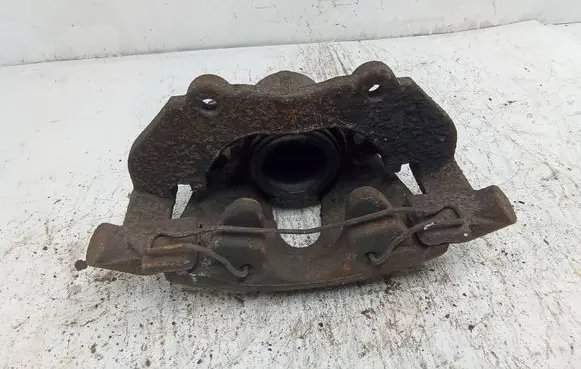 Ford Kuga I Front brake caliper