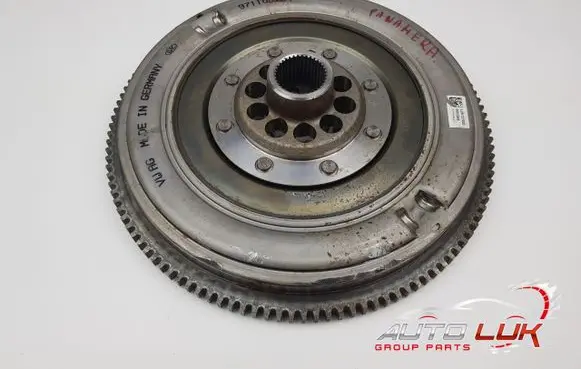 Porsche Panamera (971) Dual mass flywheel 971105264