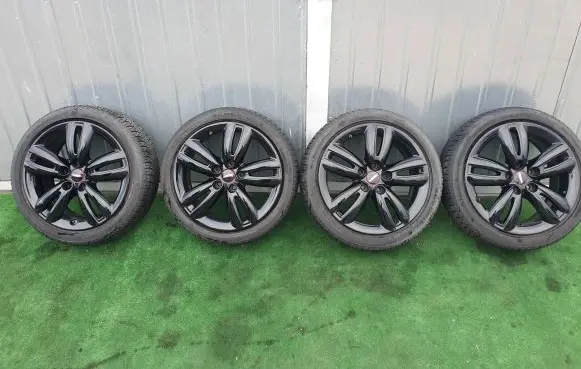 Mini One - Cooper F56 F55 R17 winter tire 