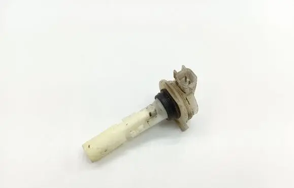 Chrysler Voyager Windshield washer fluid level sensor 