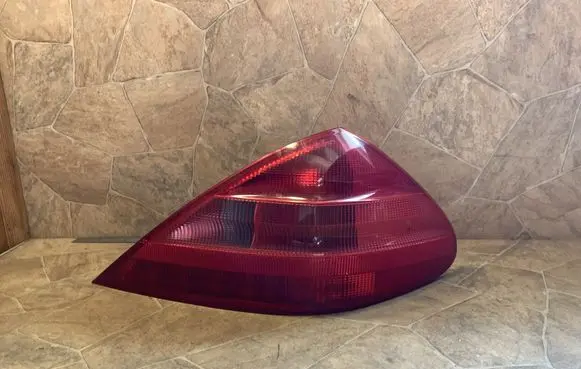 Mercedes-Benz SL R230 Rear/tail lights A2308200264