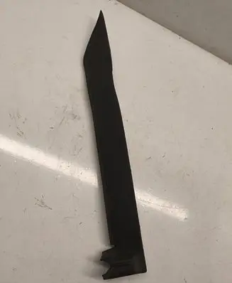 Chevrolet Corvette C7 Fender end trim 22784588