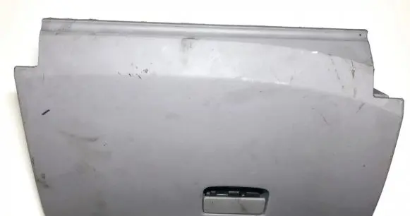 Nissan Almera N16 Glove box