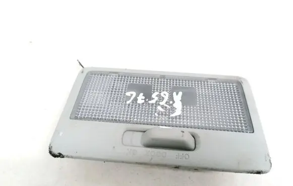 Suzuki Swift I Rear seat light