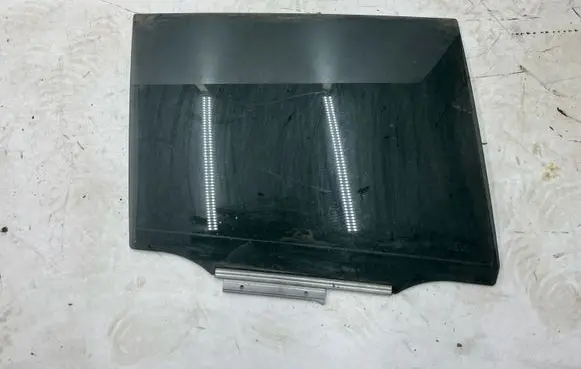 Lexus IS 220D-250-350 Rear door window glass 07000787222