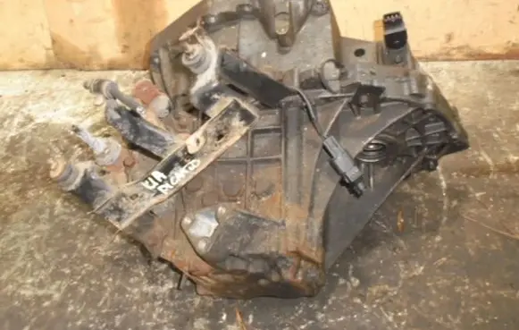 KIA Picanto Manual 4 speed gearbox M61569