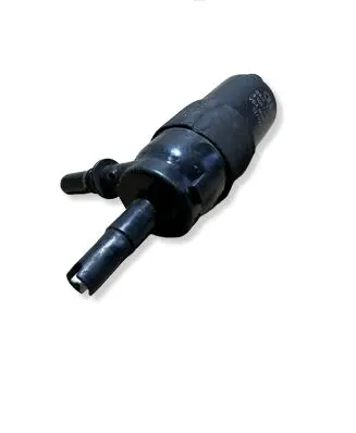 Audi Q5 SQ5 8R Headlight washer pump 8K0955681 31097200