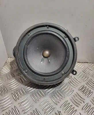 Audi A4 S4 B7 8E 8H Front door speaker 8E0035411A