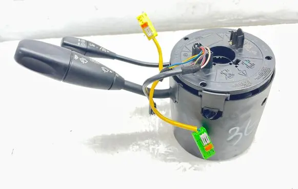 Mercedes-Benz CLK A209 C209 Wiper turn signal indicator stalk/switch A2035408545