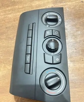 BMW 1 E81 E87 Climate control unit 9190922 090147632B A2C53323561