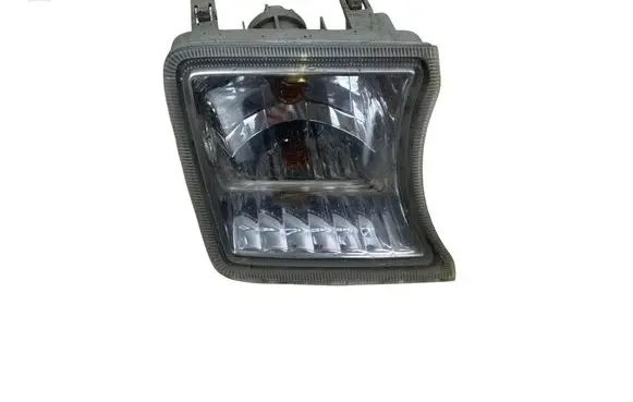 Toyota Prius (XW30) Front fog light 8152047010