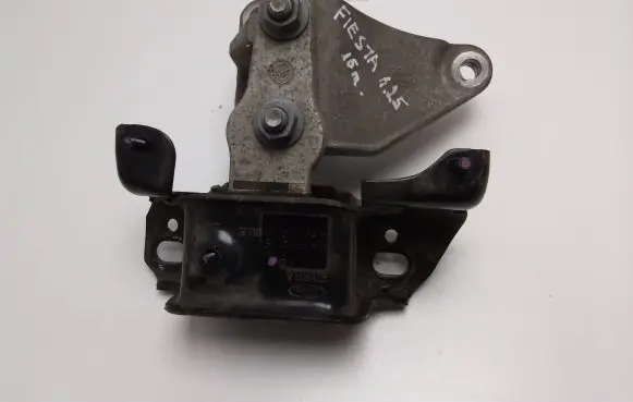 Ford Fiesta Engine mount bracket 8V517M121AE AV597M121AA