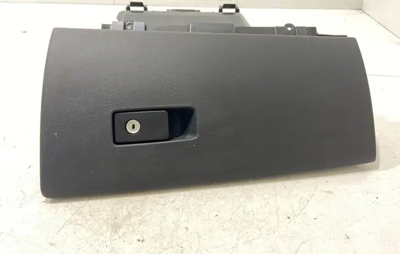Volvo XC70 Glove box 30676279 1264
