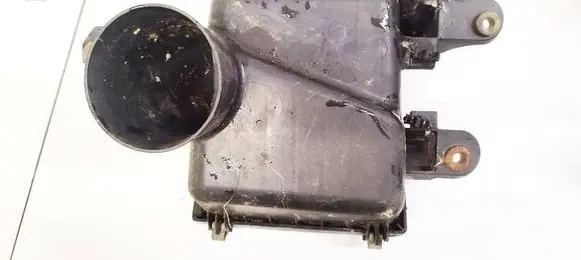 Mazda 626 Air filter box k5t49090