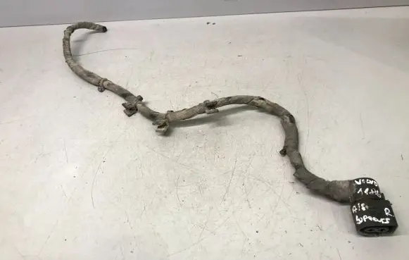 Volvo V70 Rear ABS sensor wiring 42123800