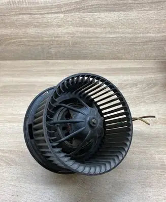 Ford Kuga I Heater fan/blower 715245