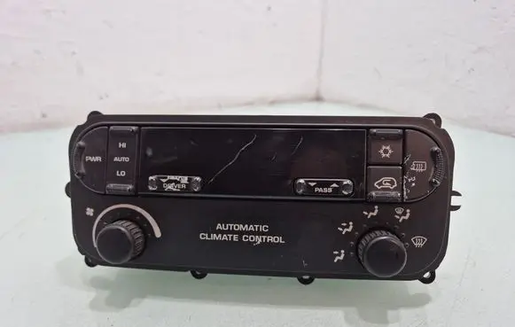 Chrysler Voyager Climate control unit P05127379AA