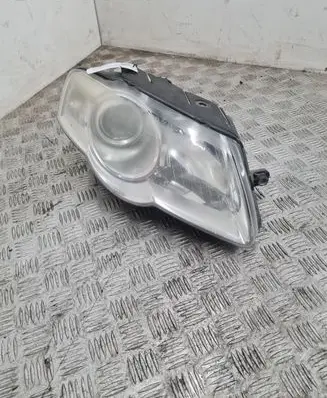 Volkswagen PASSAT B6 Headlight/headlamp 3C0941006S