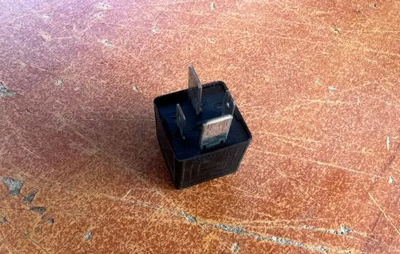Seat Ibiza II (6k) Other relay 7M0951253A