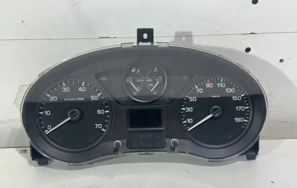 Peugeot Partner Speedometer (instrument cluster) 555001310104