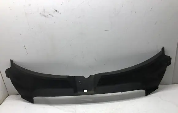 Audi A4 S4 B8 8K Engine bonnet/hood lock trim molding 4F0807081