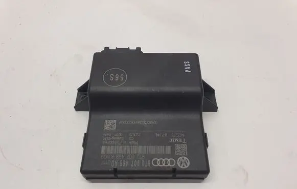 Audi A4 S4 B8 8K Gateway control module 8T0907468AD