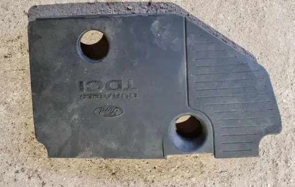 Ford Focus Engine cover (trim) 6M5Q6N041AA
