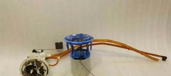 Mercedes-Benz CLS C218 X218 In-tank fuel pump A2184700094